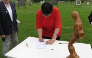 Une ARBITRE de plus.